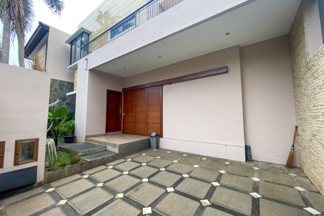 Dijual Rumah Bintaro SHM 2 Lantai di Menteng Residence By Rumah Chinida (Ay)