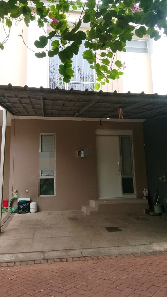 Disewakan Rumah Gading Serpong Hook di Milano Village By Rumah Chinida (Jb)